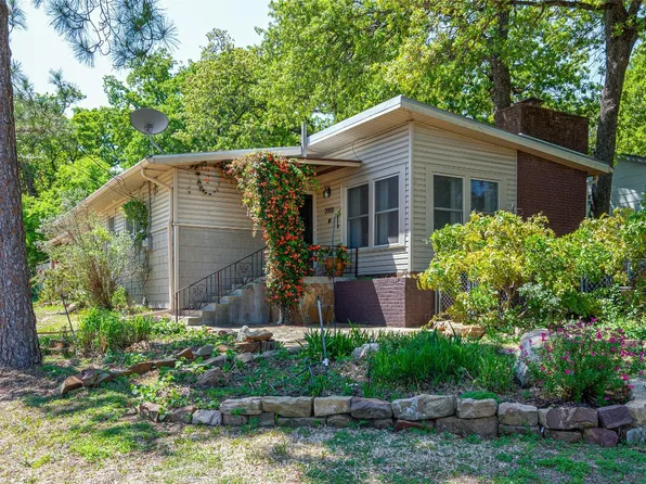 2000 Montclair Dr, Fort Worth, TX 76103