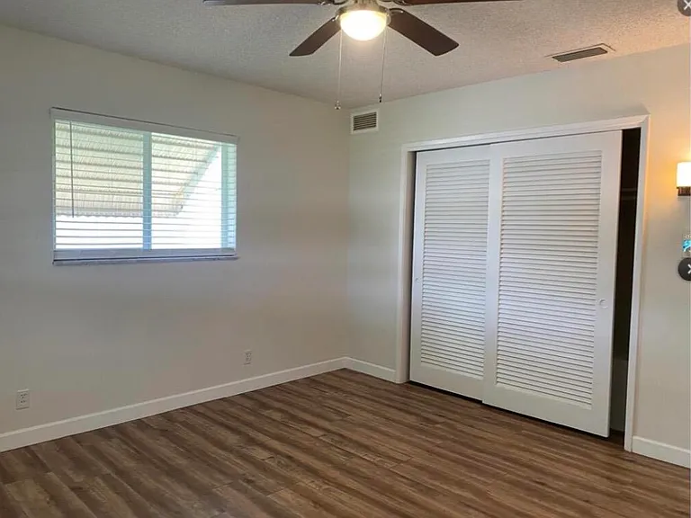 1230 SE 14th Dr — Photo 11