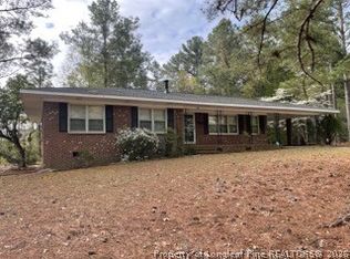 395 N Gaines St, Southern Pines, NC 28387