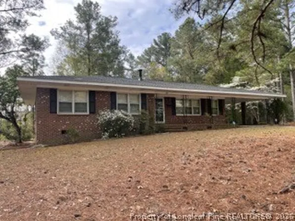 395 N Gaines St, Southern Pines, NC 28387