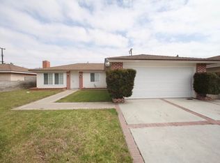 1729 W Glenwood Pl, Santa Ana, CA 92704