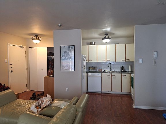 5th image of 178 Rutledge St Unit 301