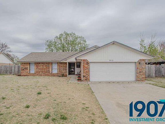 3rd image of 3512 Shannon Dr