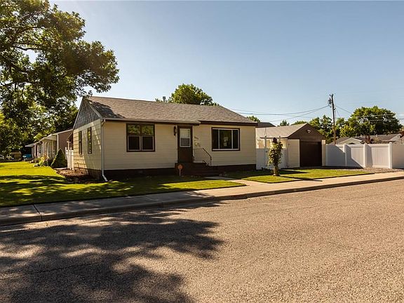 3rd image of 1803 Avenue C