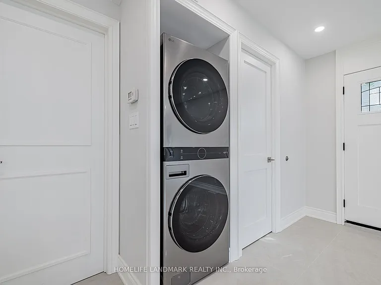 41 Arnold Cres #1 — Photo 13