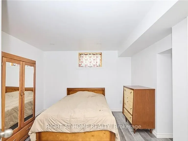 6357 Dorchester Rd — Photo 21