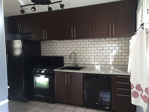 5th image of 1323 N Colorado Ave