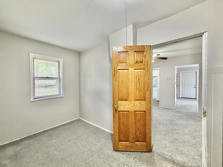 612 S Chatham St — Photo 4