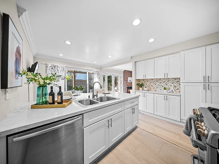 3244 Caminito Ameca — Photo 19