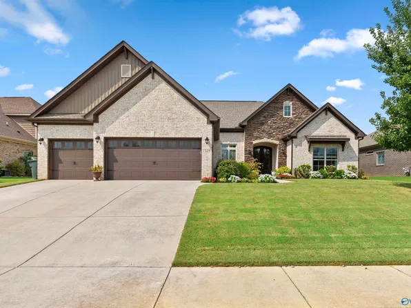 7528 Hadleigh Crst, Owens Cross Roads, AL 35763