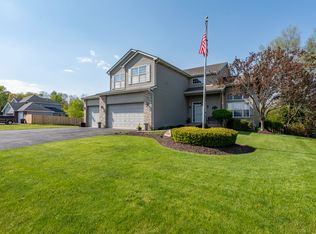 206 Chesapeake Bay, Winthrop Harbor, IL 60096