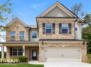 452 Paden View Ct, Lawrenceville, GA 30044