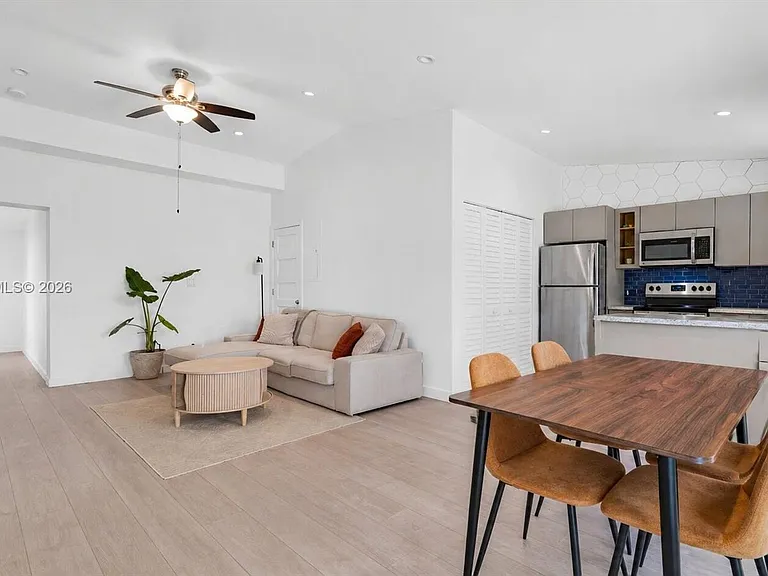 1704 Rodman St #1 — Photo 6