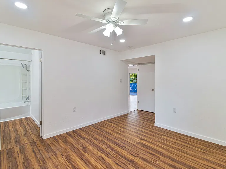 400 N Sunrise Way #264 — Photo 14