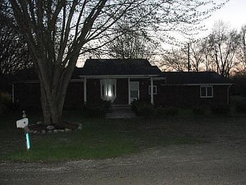 1st image of 15920 S Huron River Dr