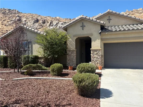 3672 Old Oak Cir, San Jacinto, CA 92582