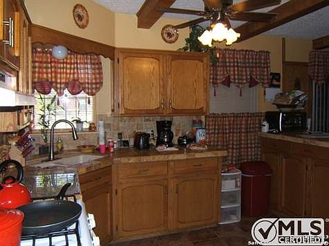 5th image of 4631 Seabreeze Dr