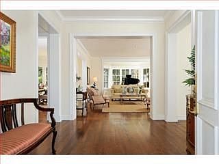 3rd image of 865 Menlo Oaks Dr