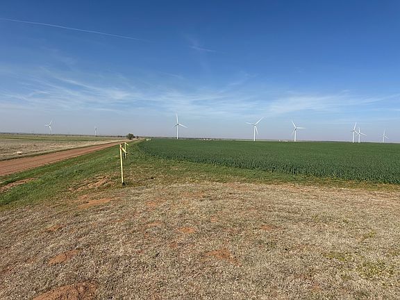 3rd image of 1000 E Blaine Rd