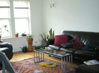 1448 W Albion Ave APT 3, Chicago, IL 60626