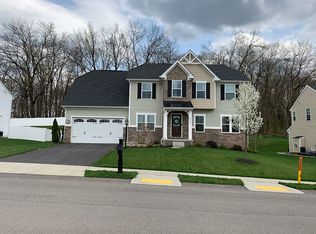 2046 Eagle Ridge Dr, Valencia, PA 16059