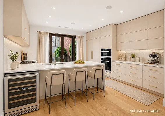 Kitchen, photo 2