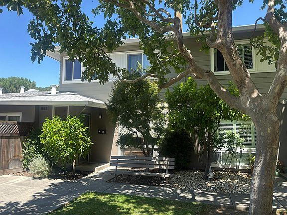 2nd image of 1052 Los Gamos Rd APT C