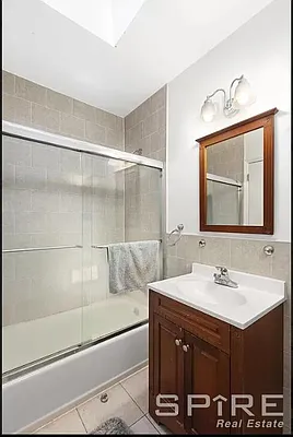 Rented by Spire Group | media 11