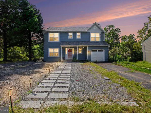 9 Alf Ln, Stafford, VA 22556