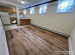 1148 Commonwealth Ave #2D, Allston, MA 02134