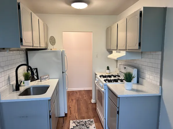 130 N 2nd St #Bb, Souderton, PA 18964
