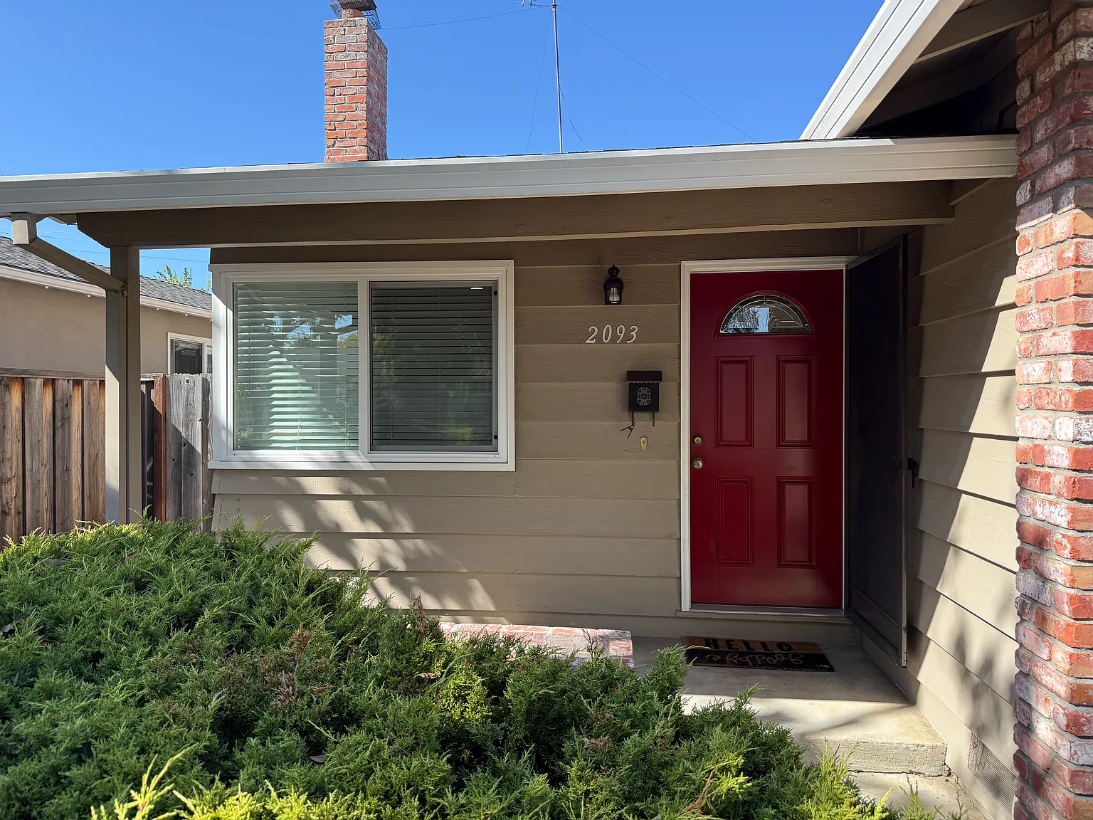 2 bed, 1000 sqft, $3,200 — Photo 3
