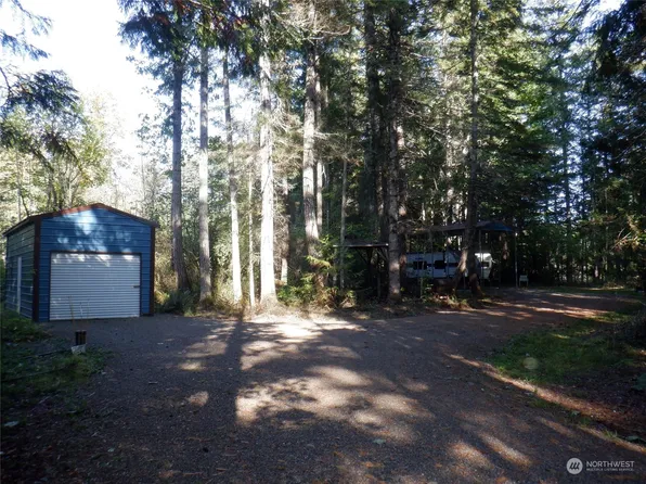 82 Camelot Road, Quilcene, WA 98376