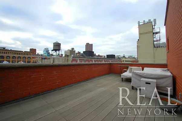 Rented by REAL New York | media 17
