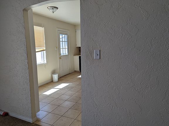 2nd image of 5429 Mountain View Dr