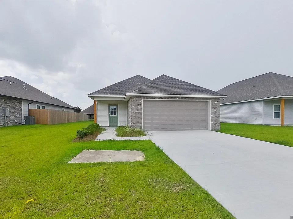 13772 Willowmore Dr