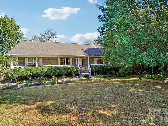 2nd image of 499 Flint Hill Rd