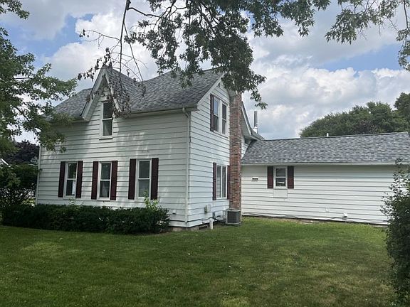 3rd image of 2154 Union St