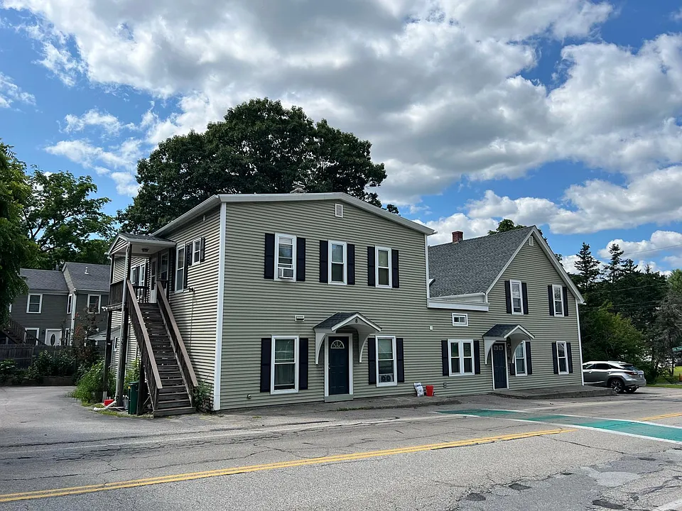 8 Boston Rd #2R