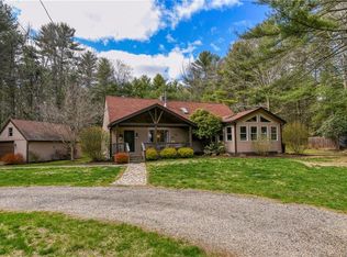 353 Matteson Rd, Scituate, RI 02831