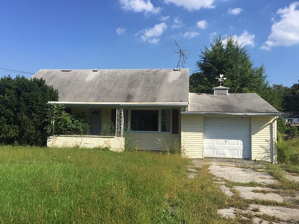 1st image of 9 S Holly Ave