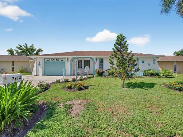 7213 Isle Dr, Port Richey, FL 34668