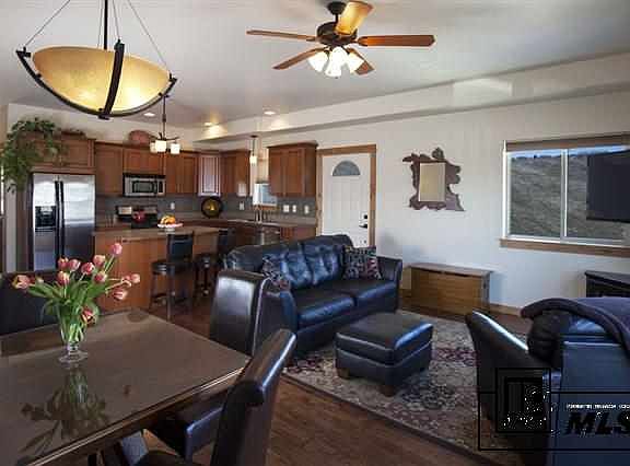 3rd image of 2391 Abbey Ct