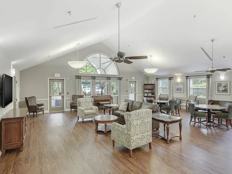 Cascades Village (55+) — Photo 19