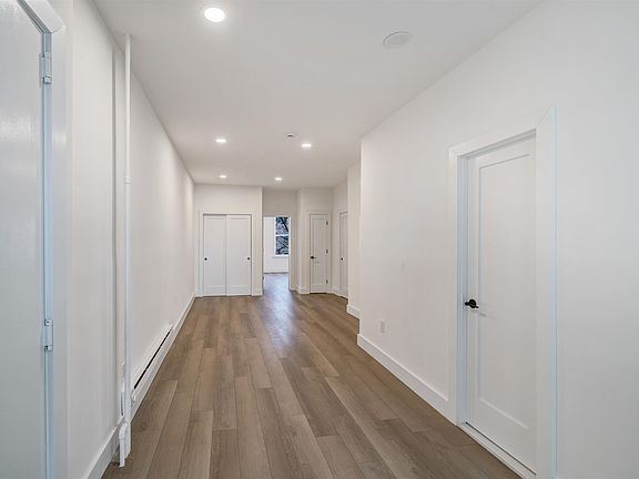 3rd image of 206 Bloomfield St APT 5