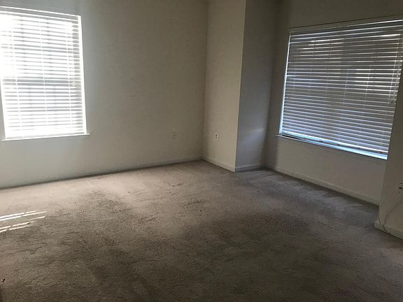 3rd image of 6901 Wild Rose Ct