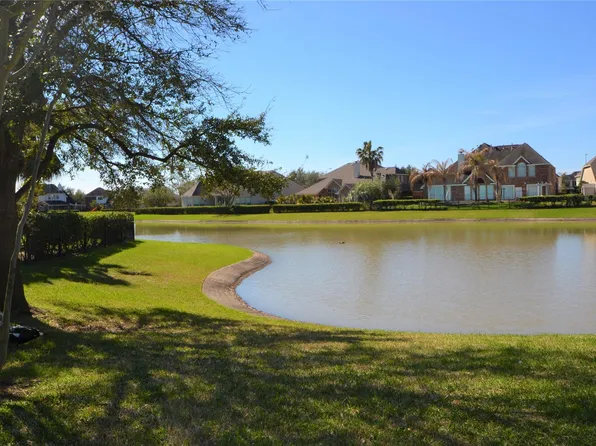 1711 Emma Cove Ct, Sugar Land, TX 77479