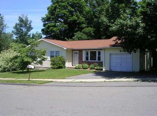 10 Boulder Dr, Bristol, CT 06010