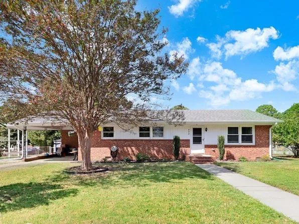 320 Virginia St, Clayton, NC 27520