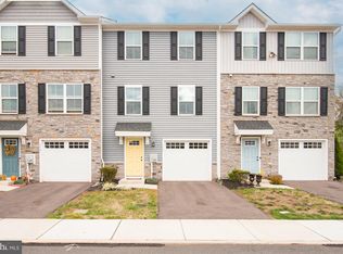 110 Nelson Ln, Pottstown, PA 19464